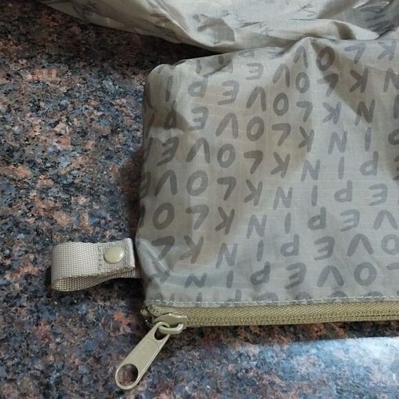 Pink-Victoria's Secret Large Totebag and Matching Zippered Holder - Picture 8 of 8